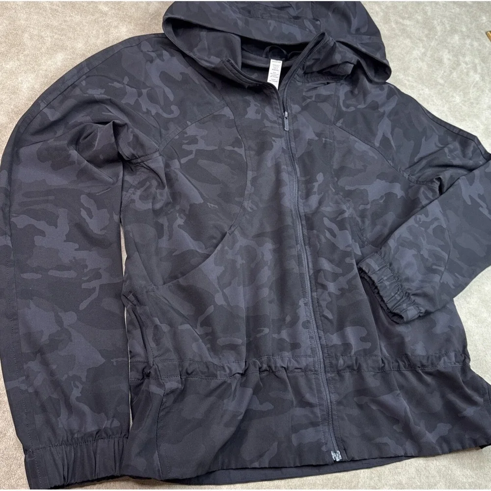 Lululemon Jacket Women Sz 4 Face Forward Incognito Camo Athletic LW4AVRS